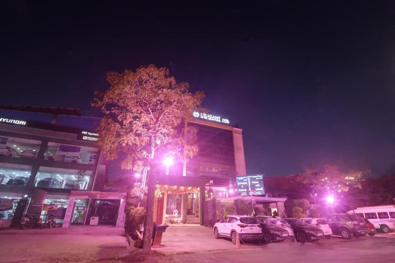 Oyo Townhouse 934 L'Elegant Hotel & Banquetby Ace Manor Ghaziabad Esterno foto