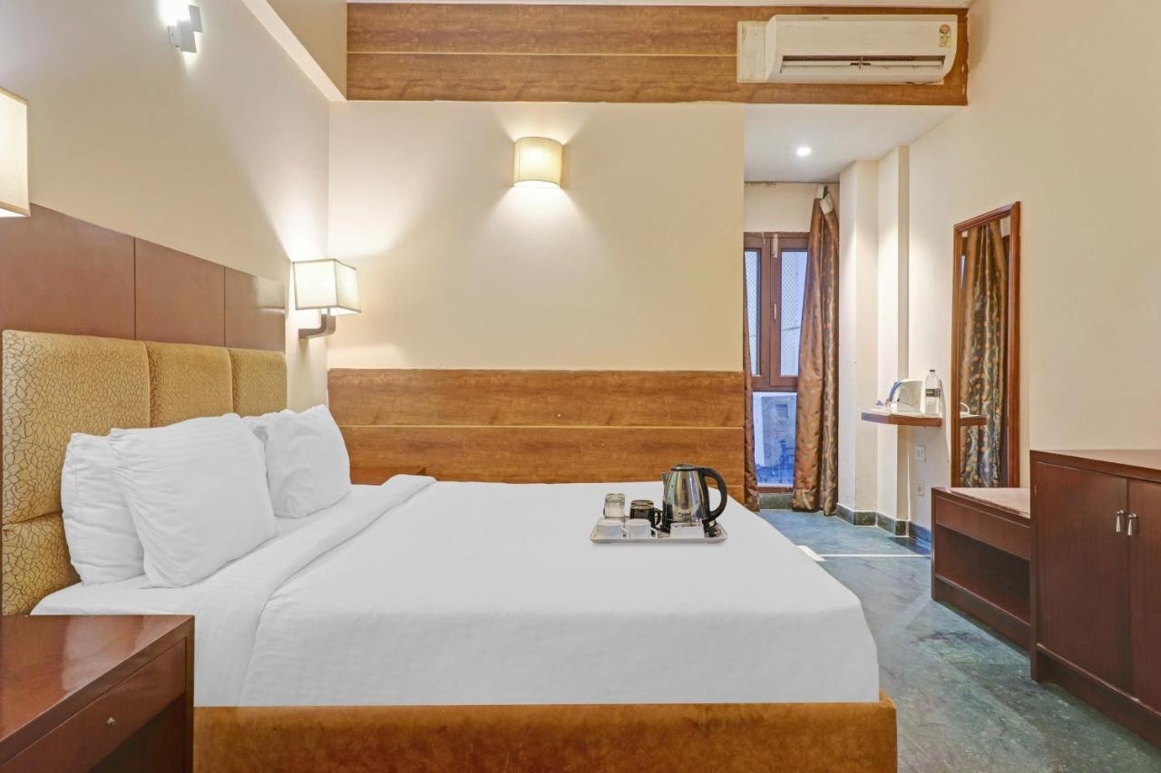 Oyo Townhouse 934 L'Elegant Hotel & Banquetby Ace Manor Ghaziabad Esterno foto