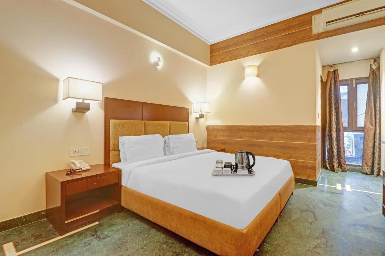 Oyo Townhouse 934 L'Elegant Hotel & Banquetby Ace Manor Ghaziabad Esterno foto